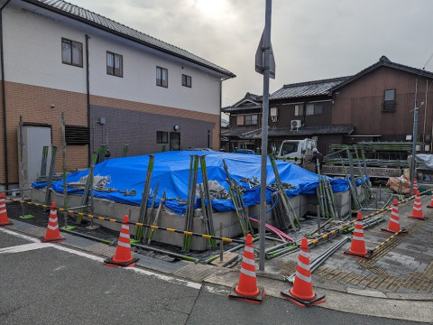 先行足場