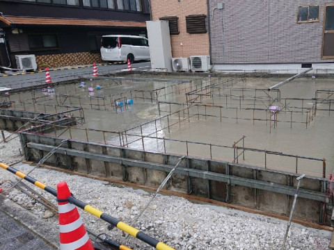 基礎コンクリート打設