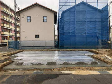 基礎下地