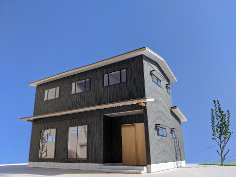 兵庫でシンプルかわいい家ならmdホームズ