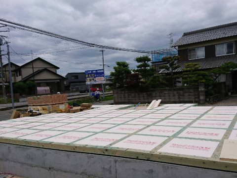 床下地